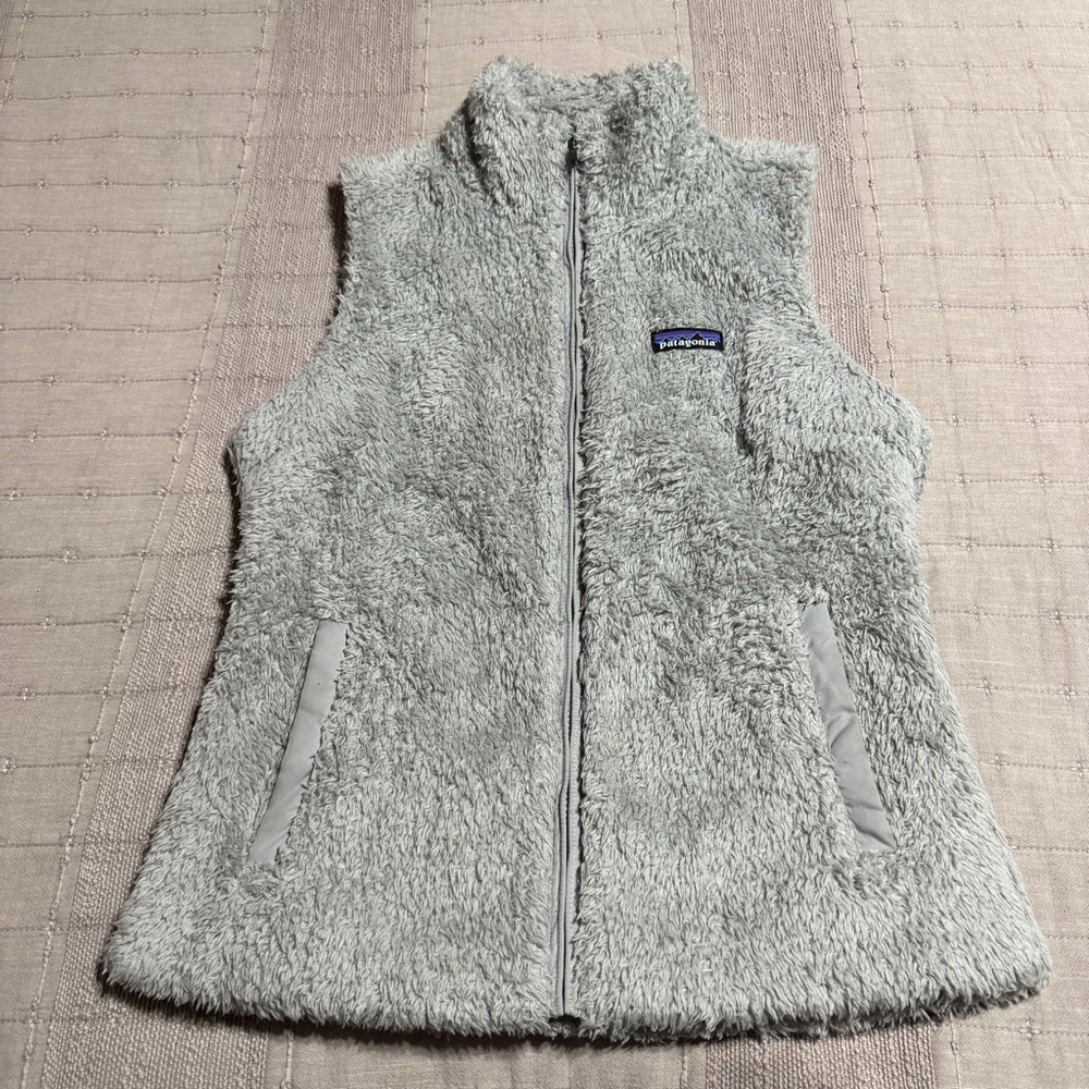Patagonia Women's Los Gatos Sherpa Fur Gray Full Zip Sleeveless Vest Size M